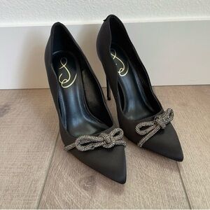 SAM EDELMAN Black Suede Bow Pump Heels